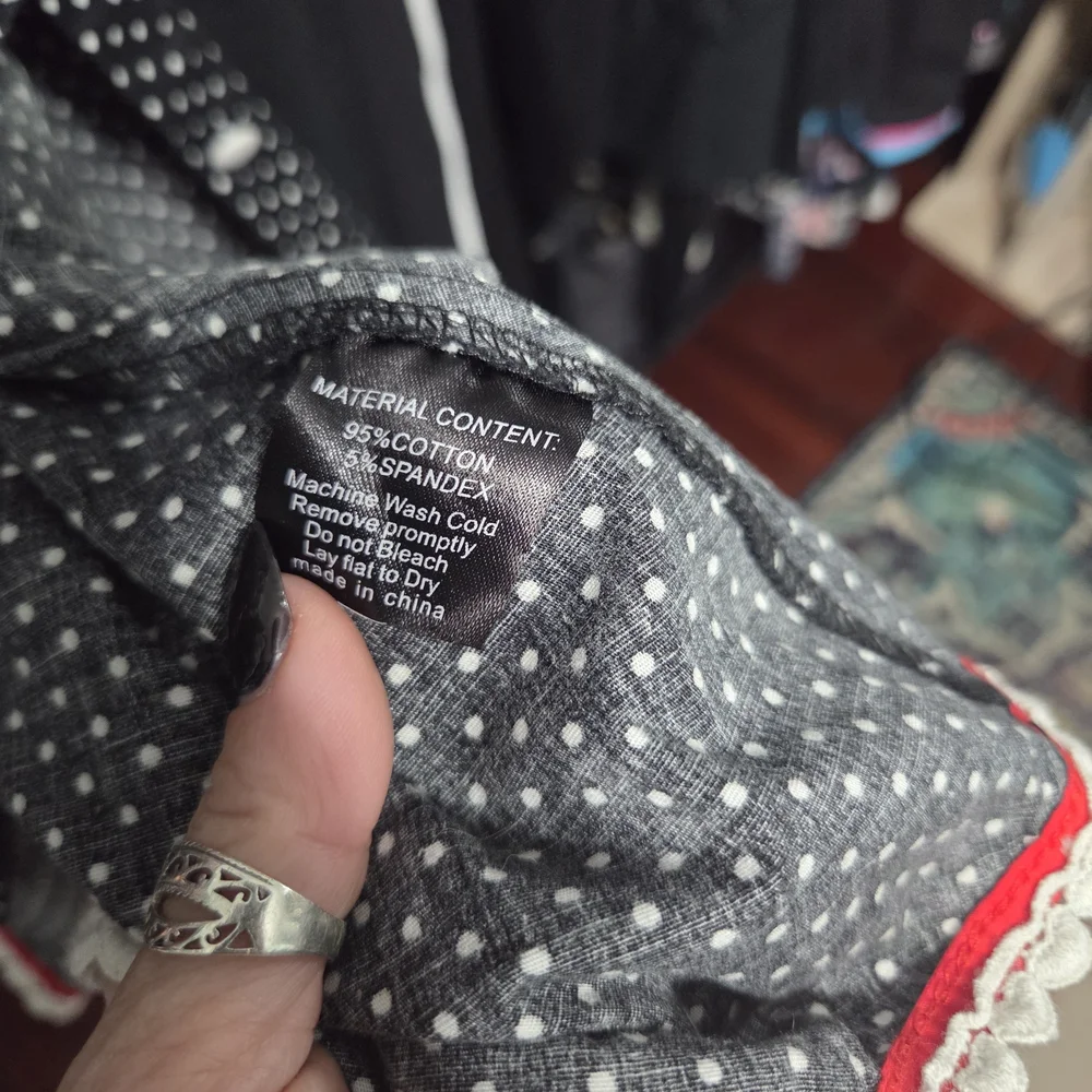 Sourpuss Black Polka Dot Dress with Red Trim. Size XL - Picture 4 of 9